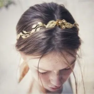 Preorder* Rosalyn Bridal Hair Piece